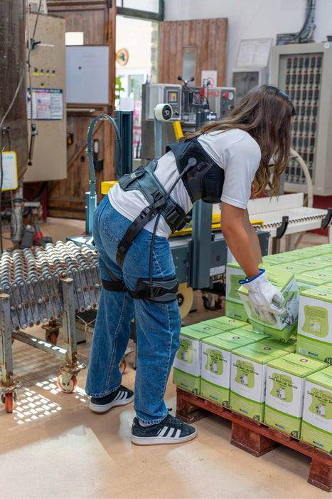 HAPO CS – zádový exoskelet navržený pro ženskou postavu